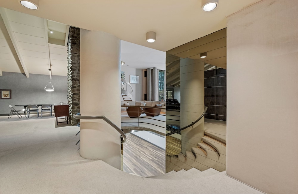 Massive Home w Sauna Pools Hot Tub Fireplaces