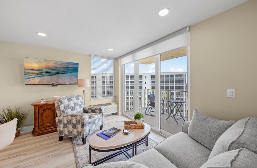 New Luxury Estero Beach Tennis Club 708a