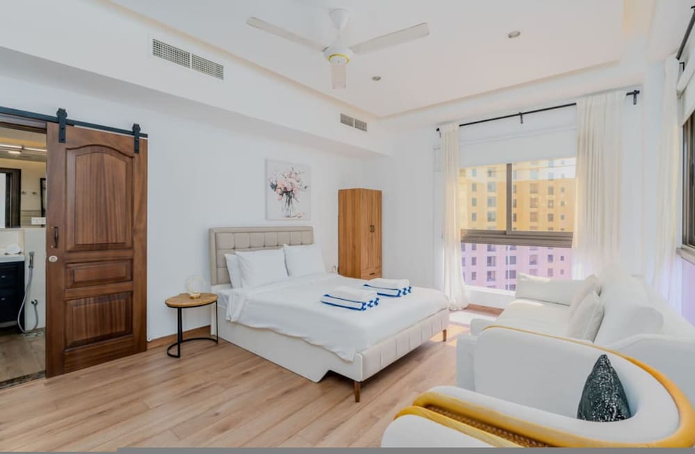 JBR Bahar Beach Views 4 Beds