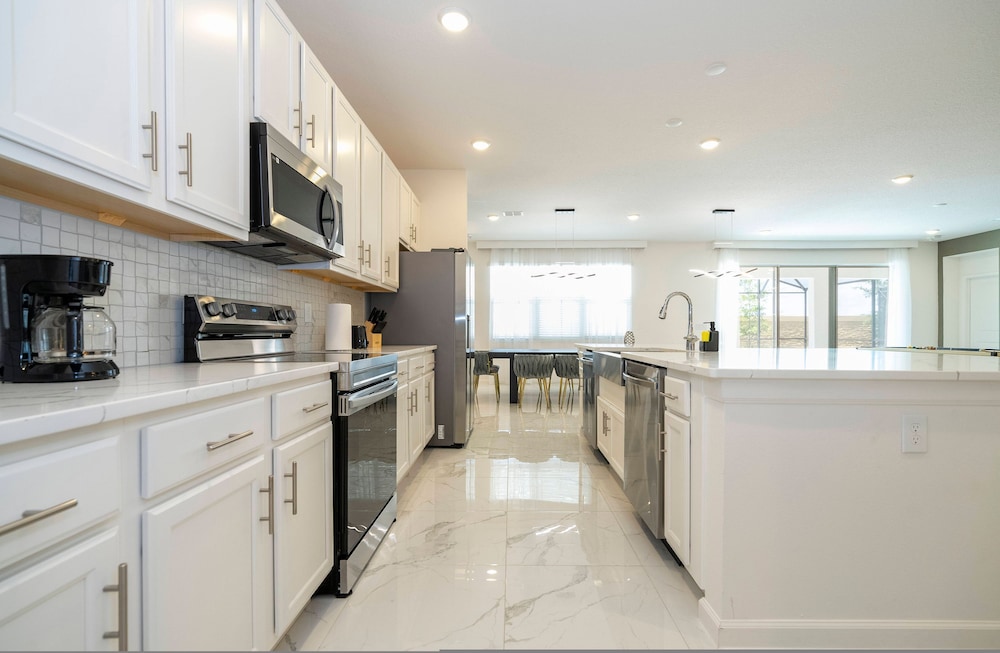 Stunning Masterpiece 15 Ensuites