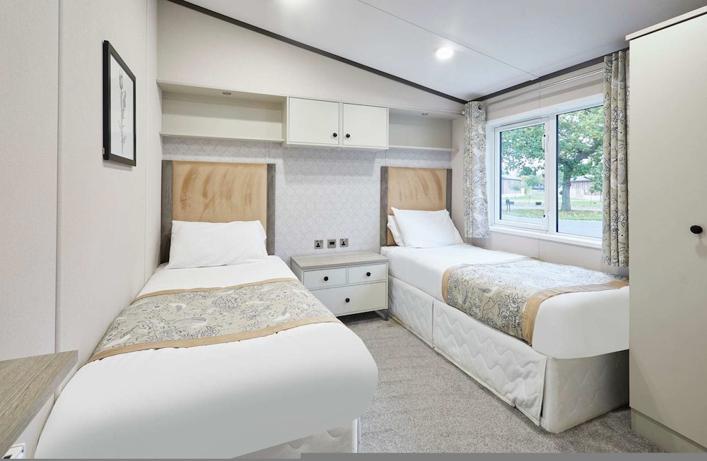 Host Stay Brackencroft Lodge