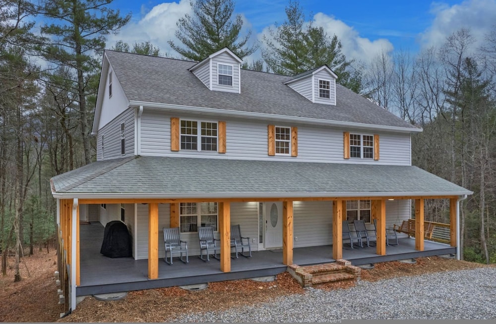 Crider Creek Manor in Watauga County