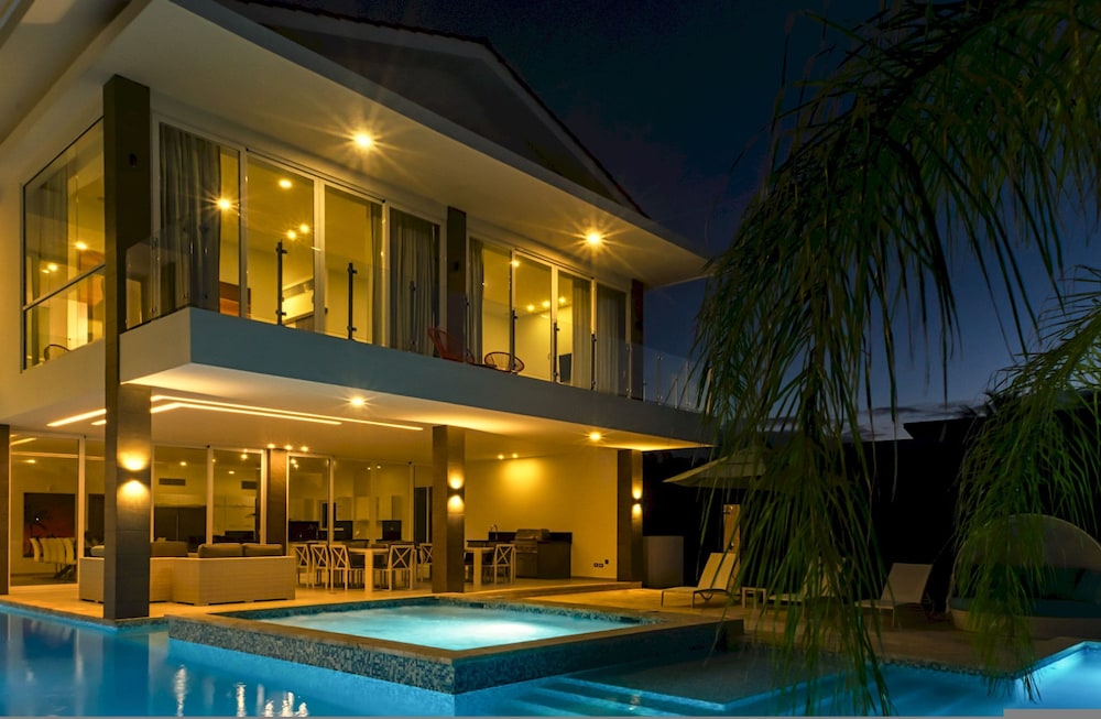 Cap Cana Villa for Rent Modern Fresh and Fully-equipped Oceanfront Villa