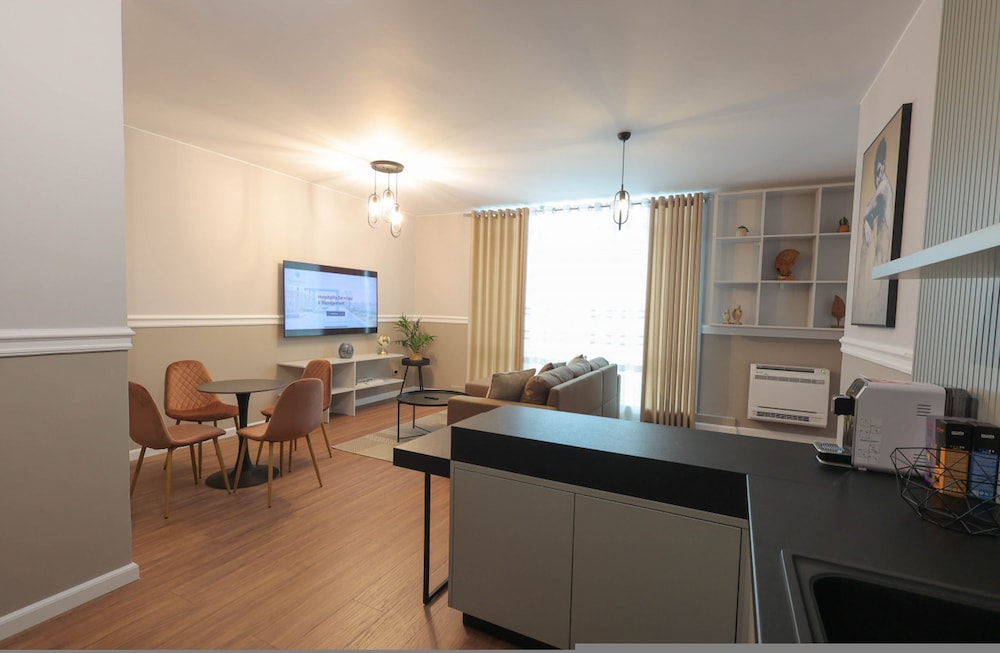 Grandstay Apartments 003