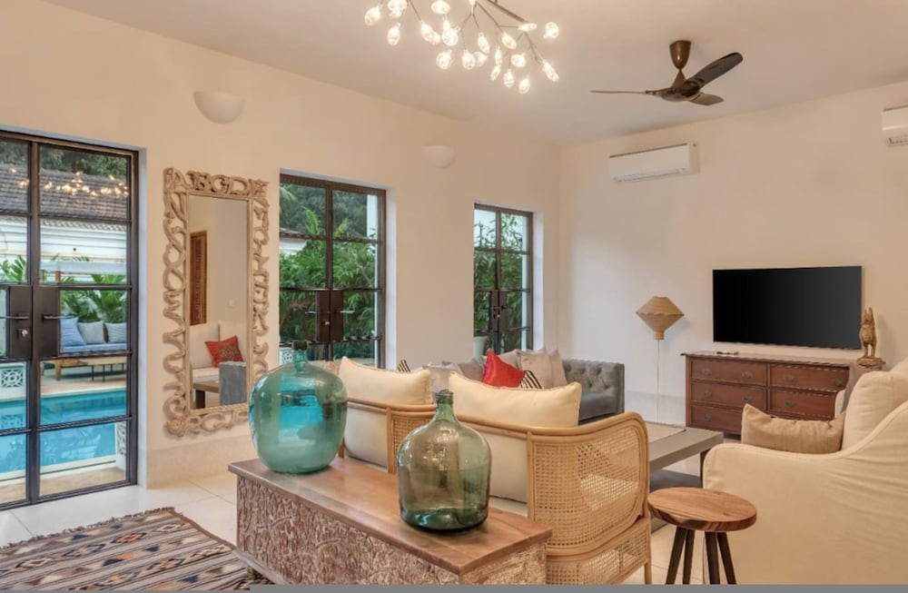 Casa Brilhante - 4BR Villa w Private Pool Garden