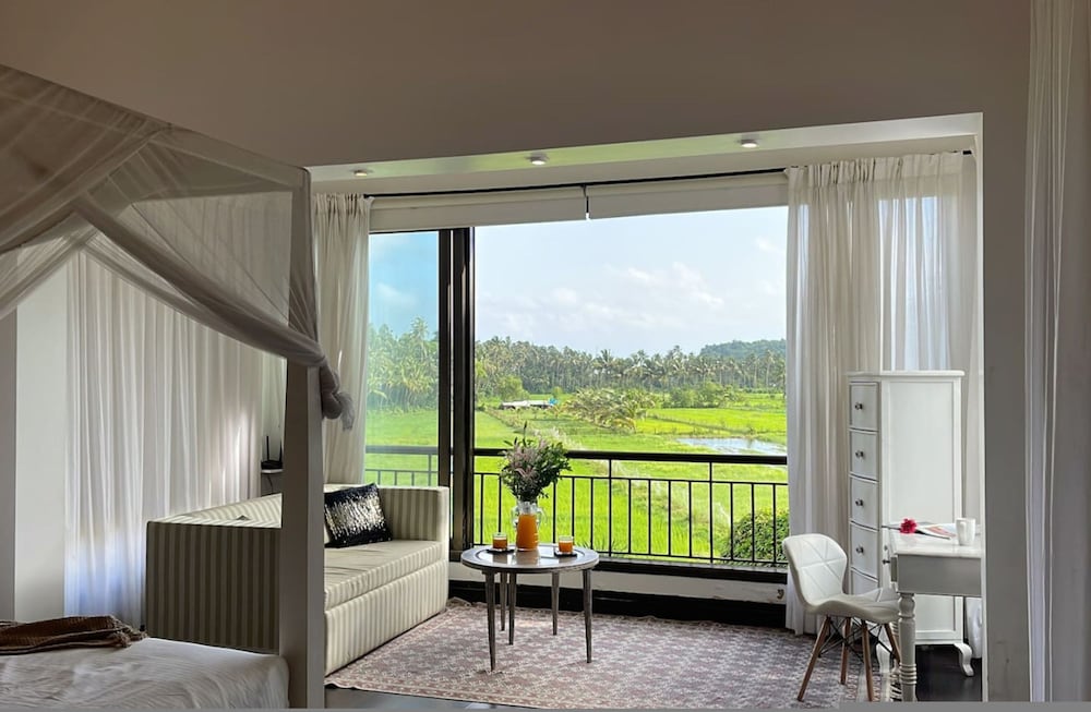 Villa One - Pvt Pool Outdoor Deck North Goa