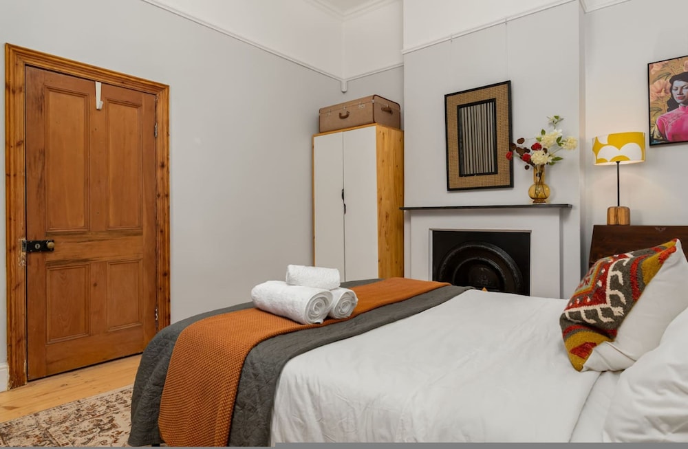Trendy Heritage Home in Woodstock view 5