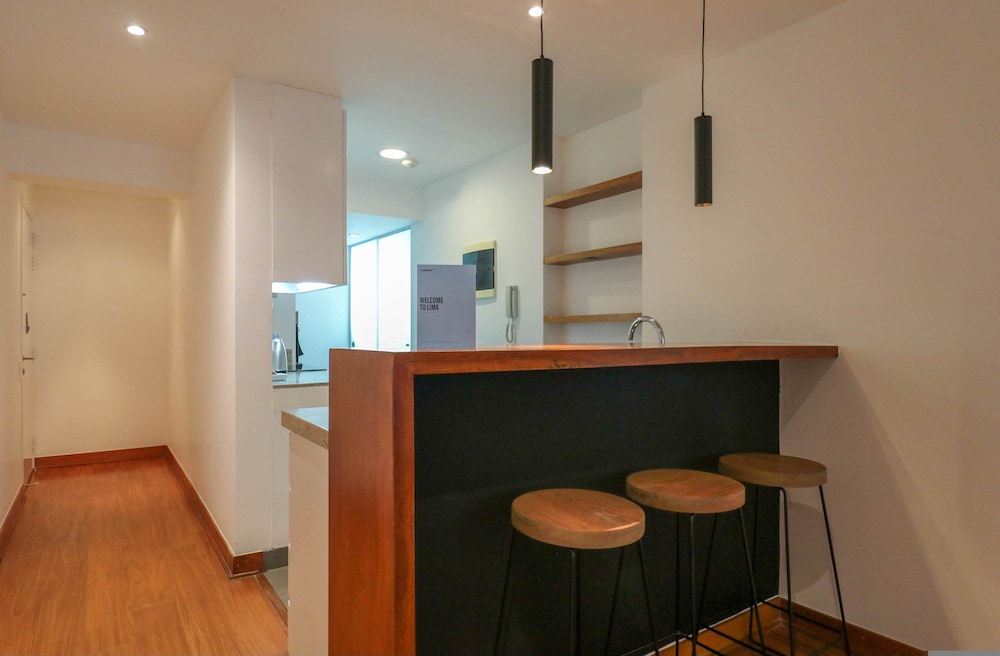 w Elegant 2BR w Spacious Terrace in Miraflores