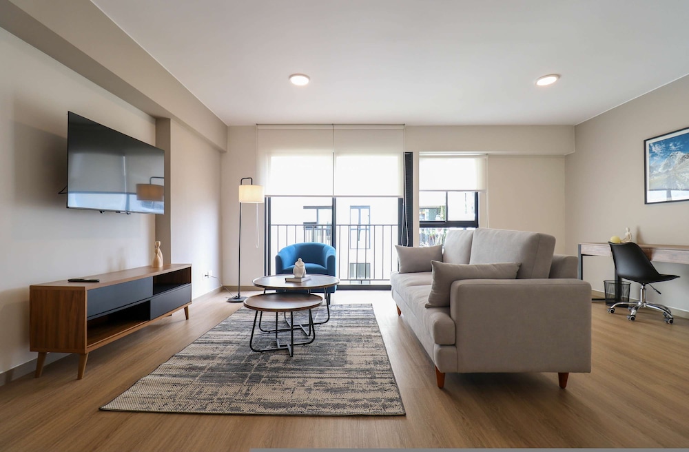 w Cozy 1BR w Majestic Deco in Miraflores