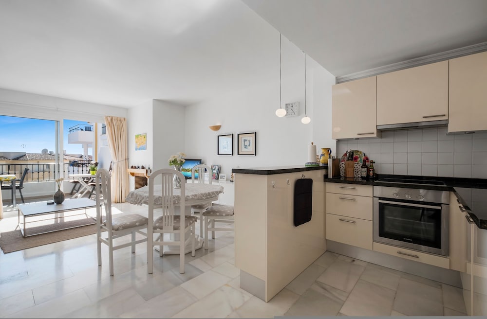 Sunny Flat With Pool in Riviera del Sol - Ref 96