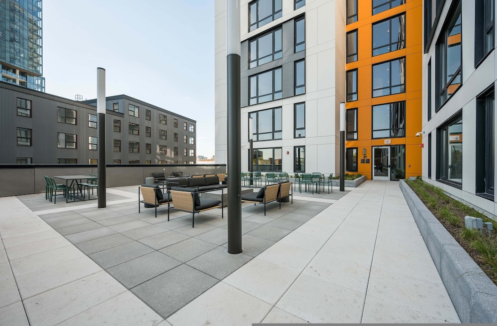The Ultimate Lincoln Park Group Getaway