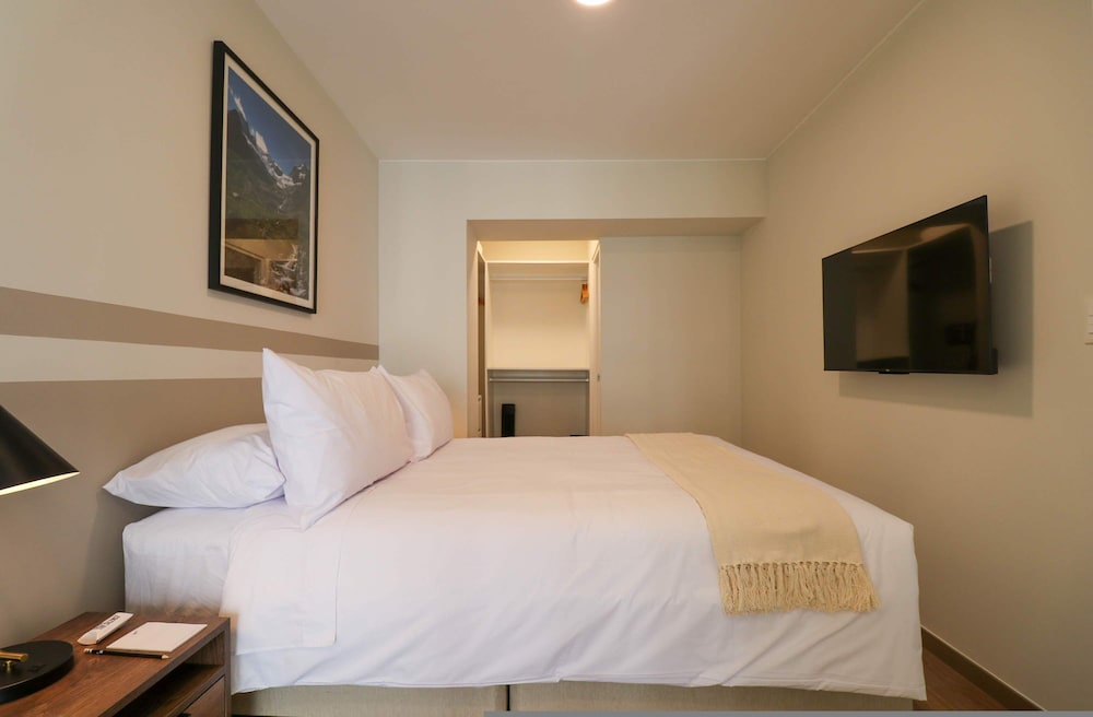 w Cozy 1BR w Majestic Deco in Miraflores