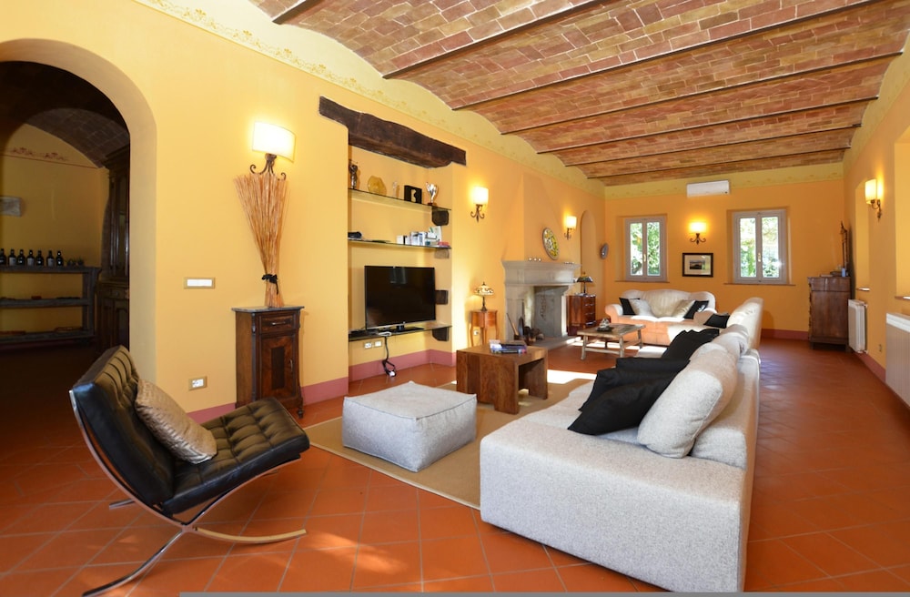 Villa Paradiso 16 in Mensano photo 2