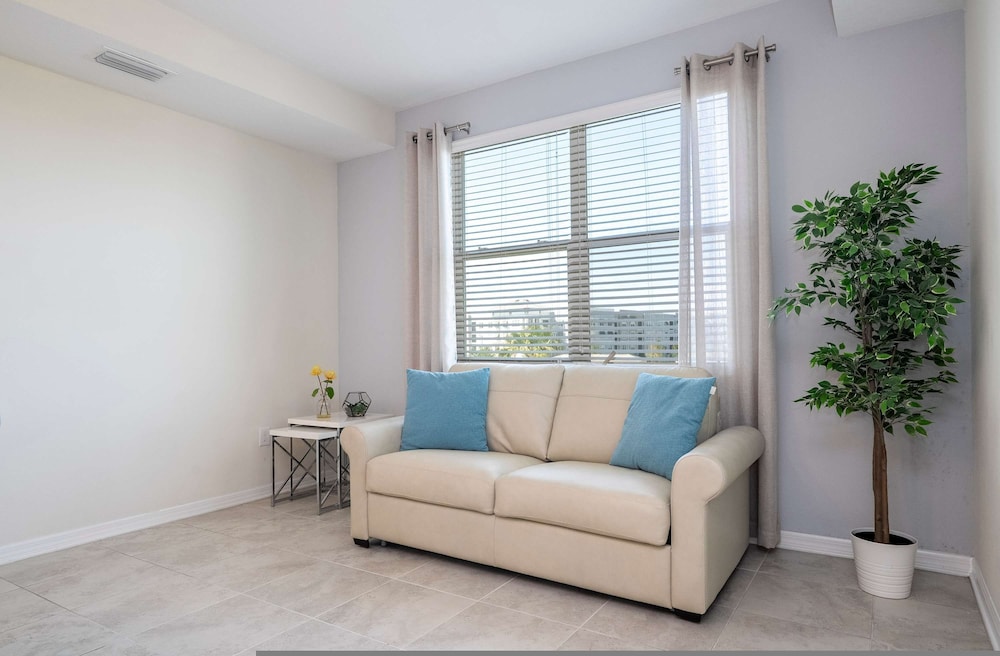 Family Condo 2Bd Close to Disney Storey Lake Resort 306 4731