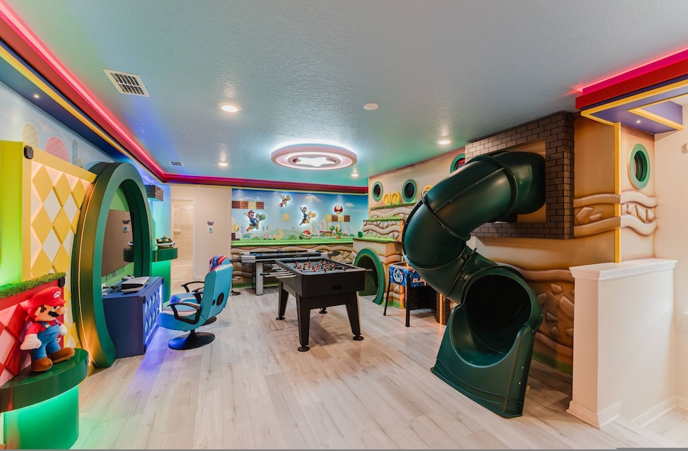 Amazing 7 bd Summerkitchen Gameroom