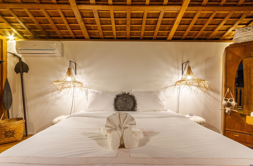 Villa Namu by Alfred in Bali - Family 5 BD Dream in Seminyak Oberoi Beach