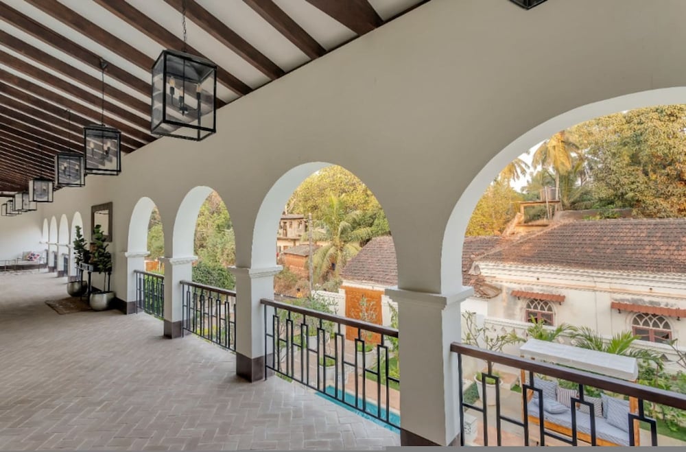 Casa Brilhante - 4BR Villa w Private Pool Garden