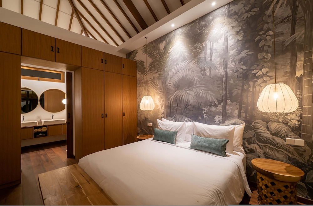 Villa Nusantara 6 by Alfred in Bali - Majestic 4bdr Brand New Villa Pererenan Beach Caggu