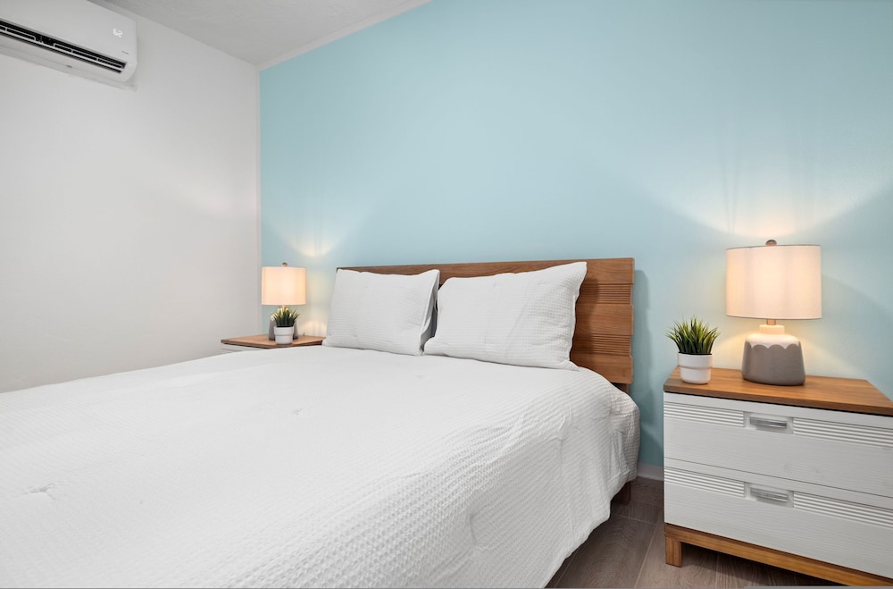 Cozy Beach Getaway Free Parking Smart TV