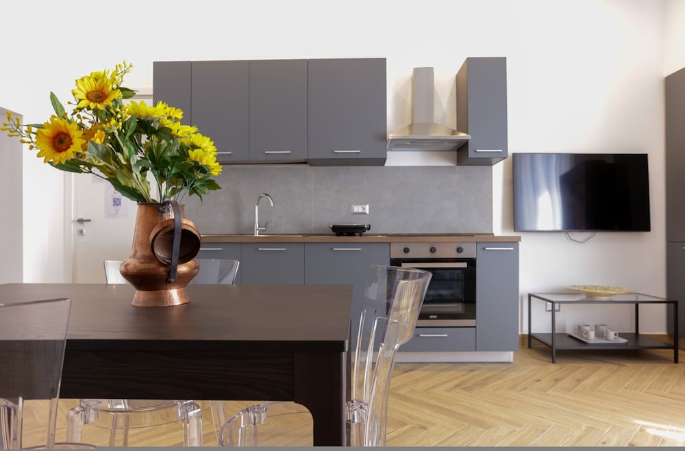 Pessina 90 Rooms in Naples