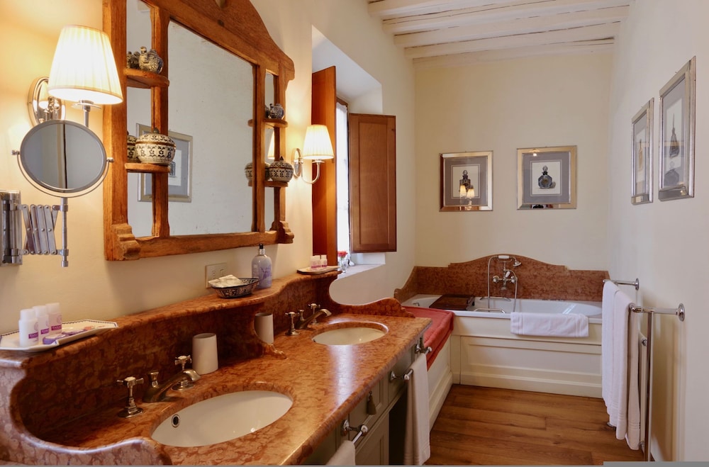 Camparone by Arceno Rentals Club