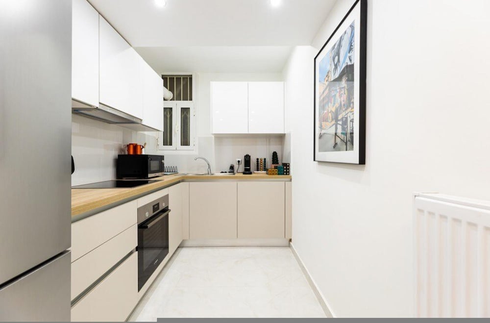 Bright and Stylish Apartment in Palaio Faliro