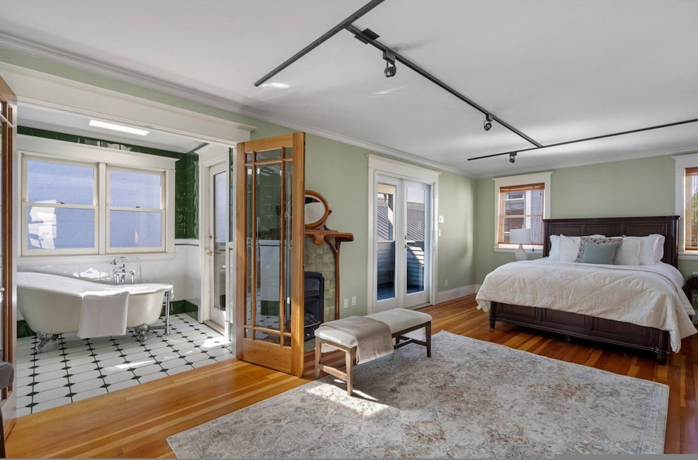 Historic Hideaway in BC