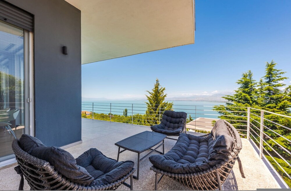 Sunrise The Twin Villa