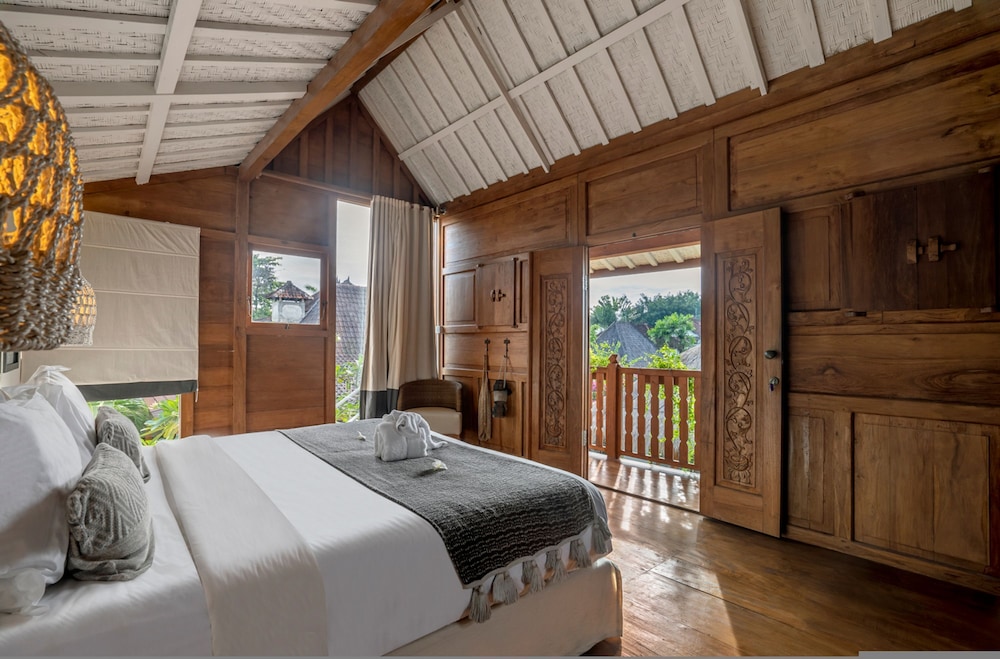 House of Bagera by Alfred in Bali - Tropical Family Dream Villa in Seminyak Oberoi Beach Bali