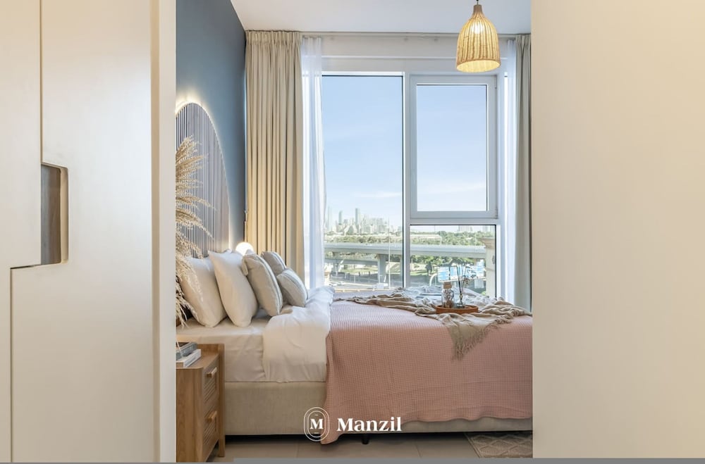 1BR Dubai Frame View Next to World Trade Center