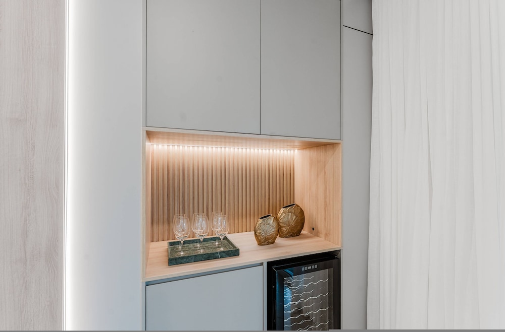 Amazing 7 bd Summerkitchen Gameroom