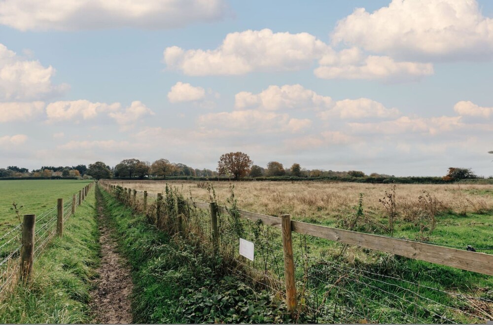 The Hayfield - From 500 Per Night