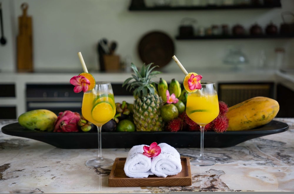 Villa Chempaka by Alfred in Bali - New Luxe Tropical 4BR Dream Villa in Canggu