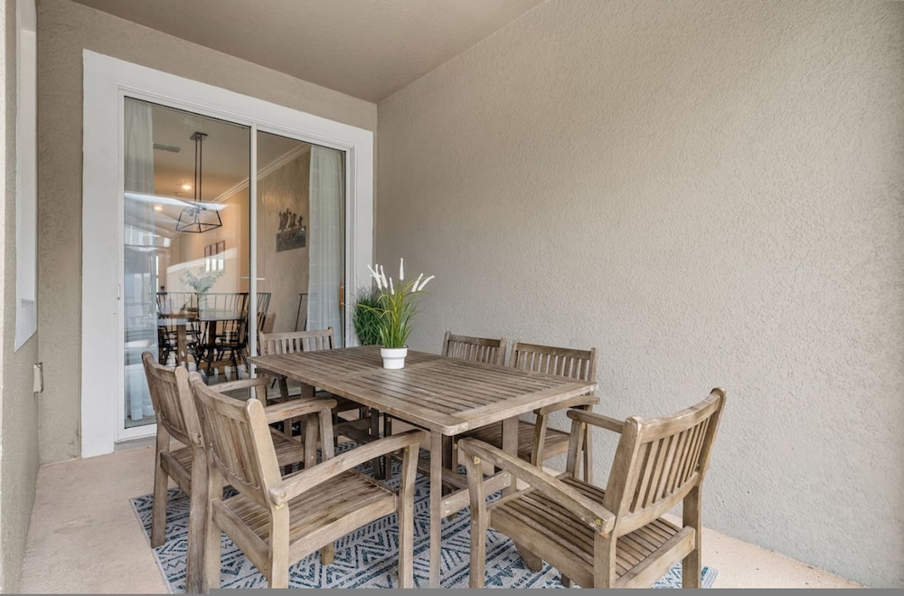 4345 Mickey s Townhome Storey Lake Pool