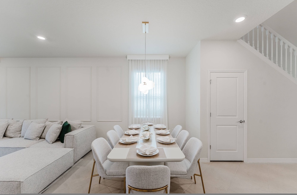 Amazing 7 bd Summerkitchen Gameroom