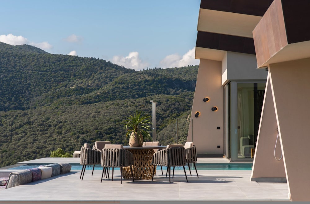 EGO Villas in Vasiliki
