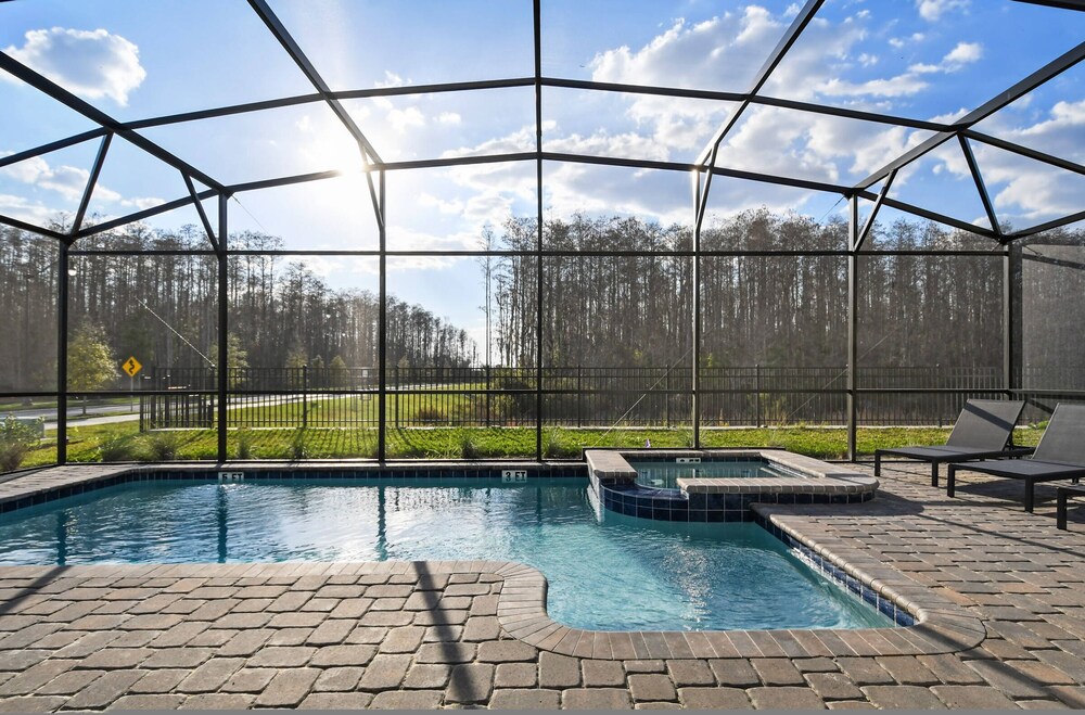 Disney 9Bd Storeylake Game Pool
