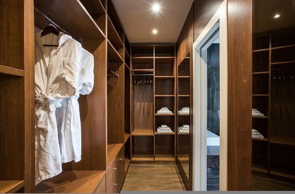 Alta Luxury Apartments - Oca Apartment