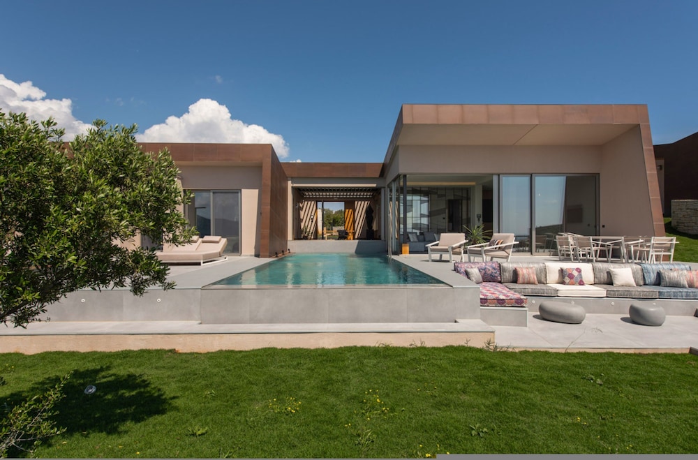EGO Villas in Vasiliki