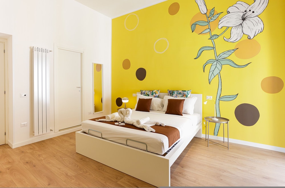 Santa Patrizia a Chiaia Apartment - Terra