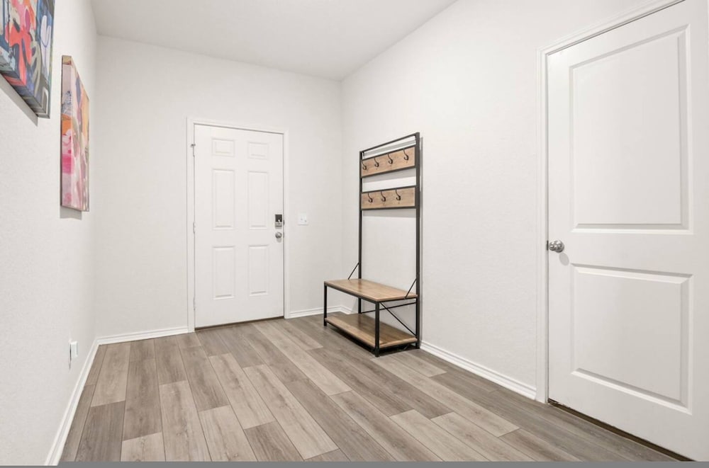 Modern 3BR Home in San Antonio