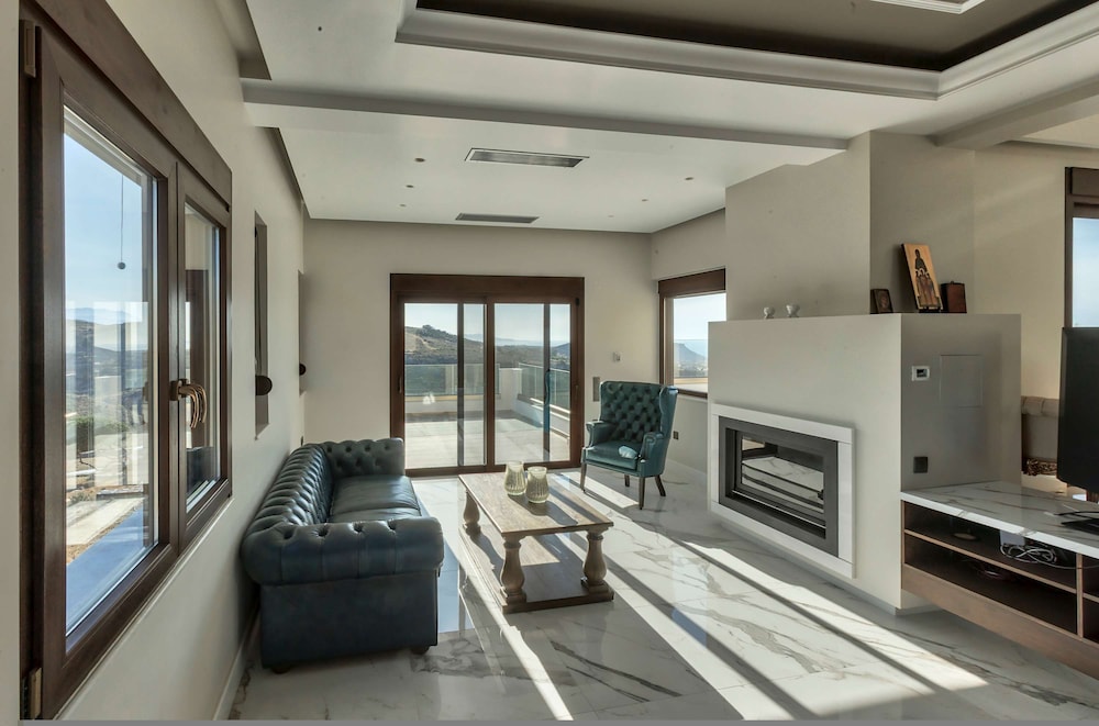 Villa Haria - Lux Villa With Private Pool in Crete
