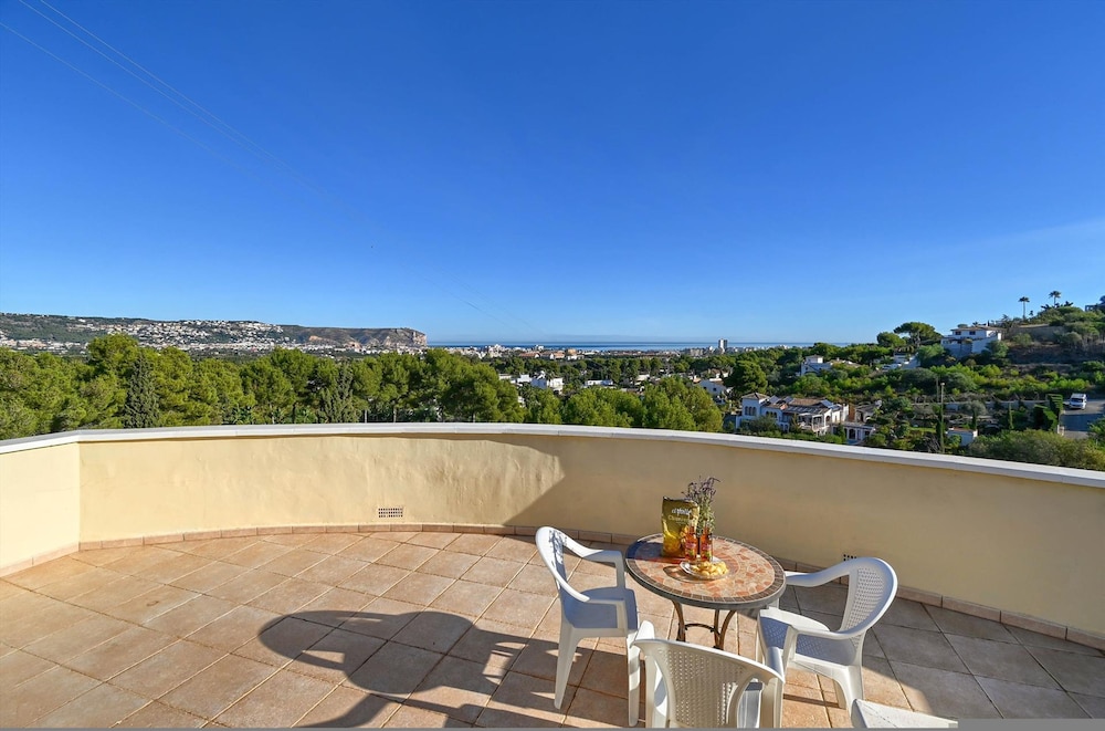 Villa Jarmila 6 pax in J vea photo 3