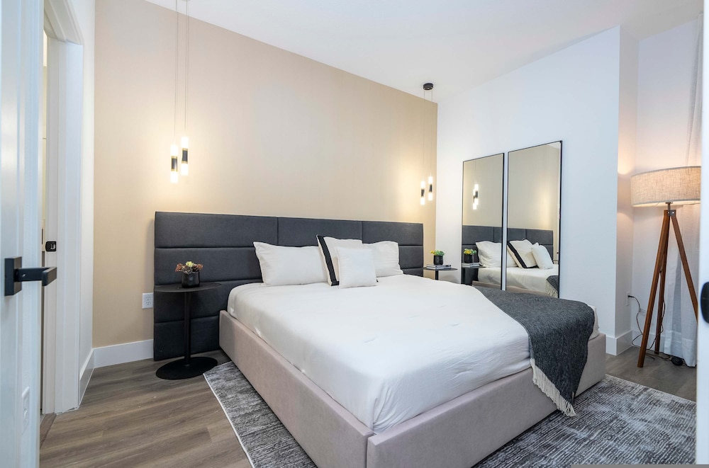 Chic Cozy Home With Themed Bedrooms