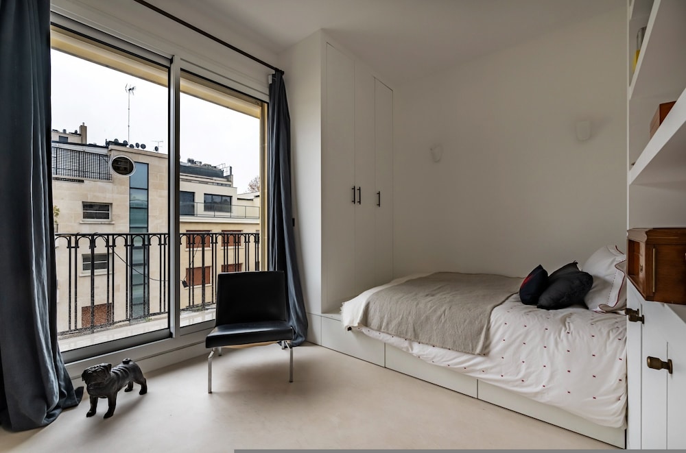 Luxury 4BR Apartment - Bois de Boulogne