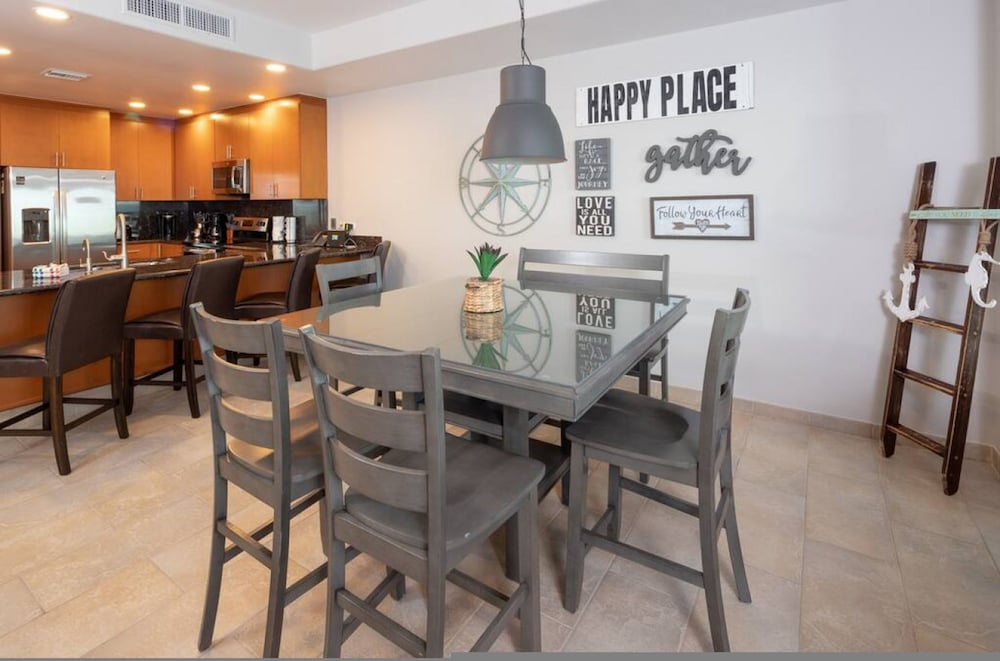Luxury Las Palomas Oceanview Condo - Phase 2
