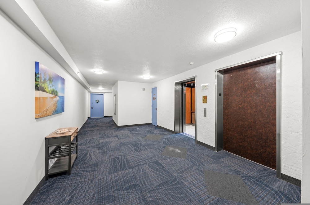 New Luxury Estero Beach Tennis Club 708a