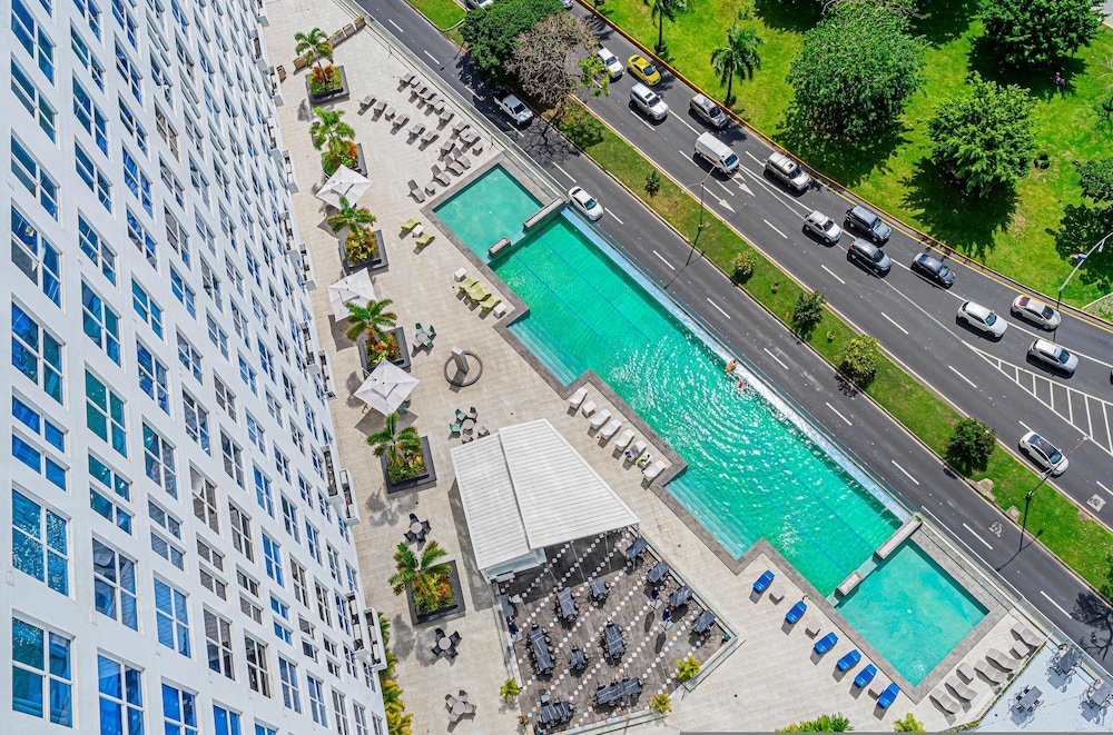 w Dreamy 1BR w Stunning Cinta Costera Views