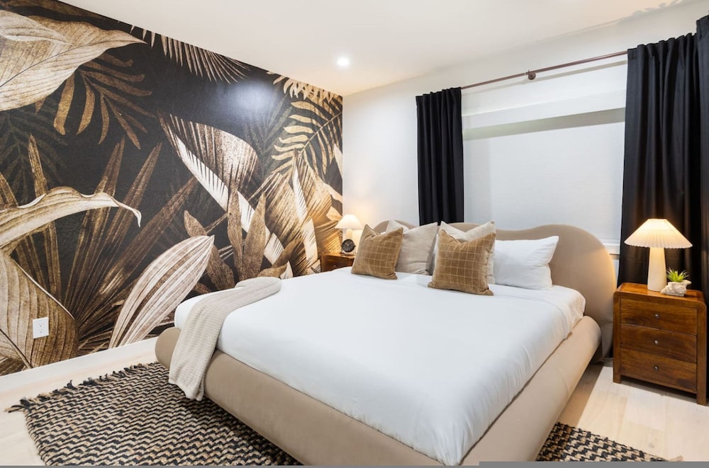 The Drift Manhattan Beach Luxury Design Steps to the Beach