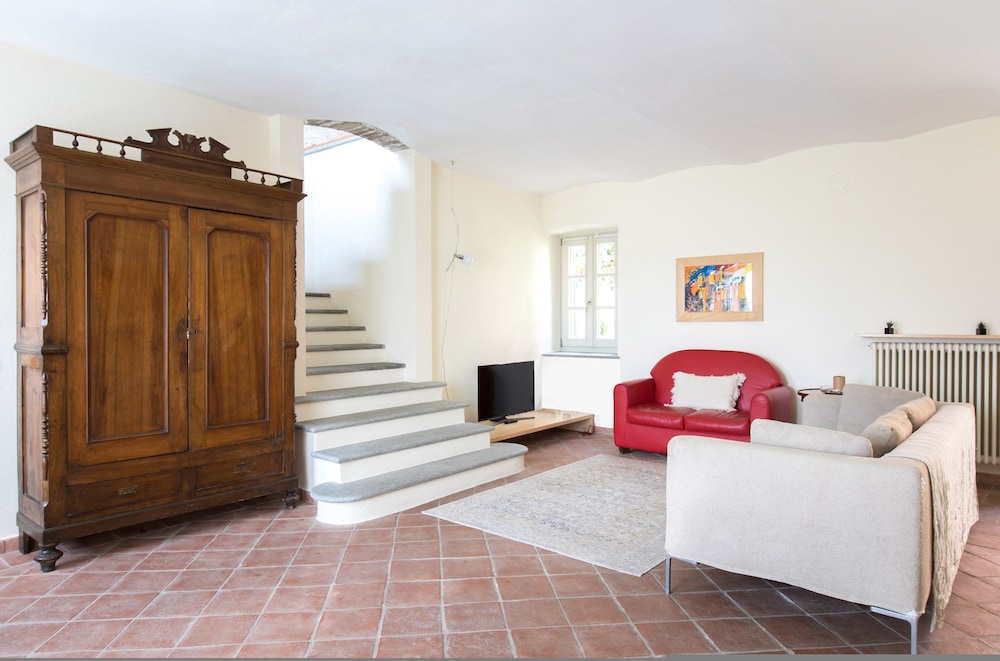 Villa Langhe in Castiglione Falletto